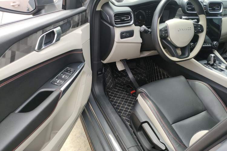 Used Lynk & Co 02 2019 High-Energy Edition 2.0T Automatic Two-Wheel Drive Zhaoban Model China VI Standard
