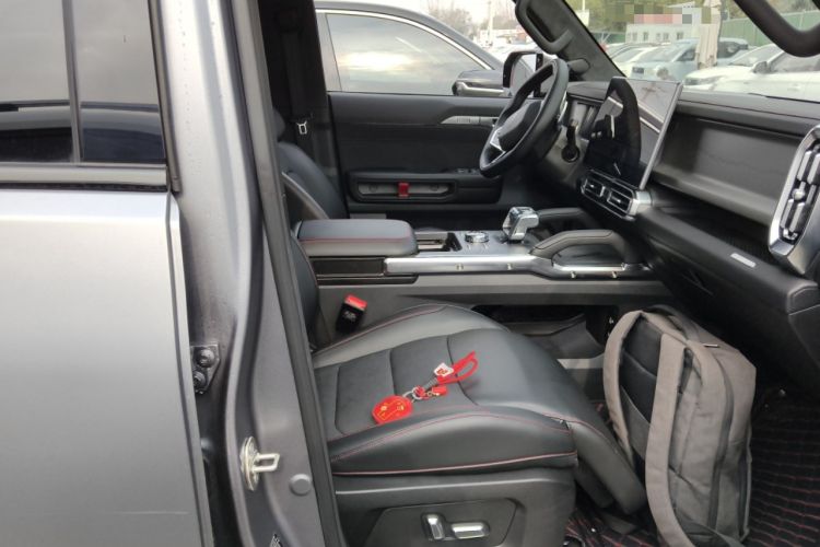 Used JETOUR Traveler 2025 2.0TD DCT XWD Cross+
