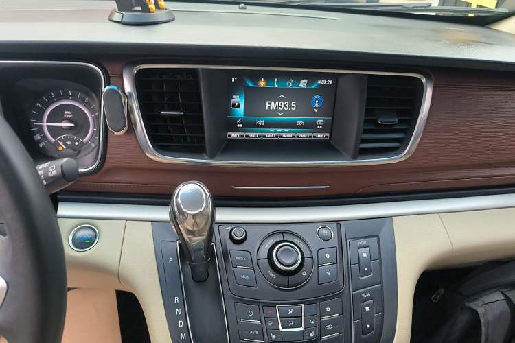 Used Buick GL8 2018 28T Prestige Version China VI Standard
