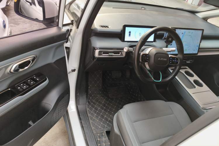 Used AION Y 2023 Plus 510 Enjoy Edition
