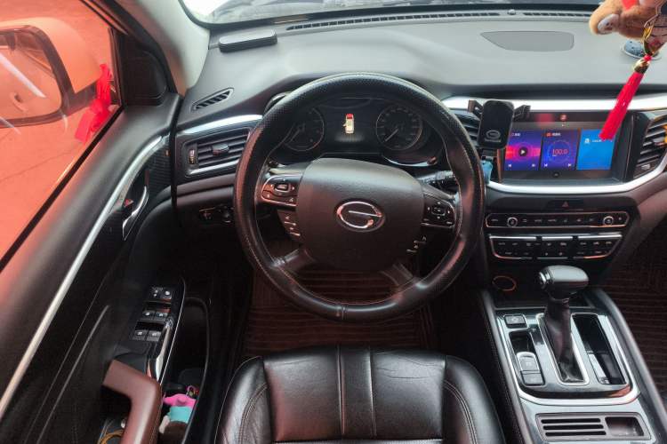 Used GAC Trumpchi GS7 2017 280T Two-Wheel Drive Luxury Model