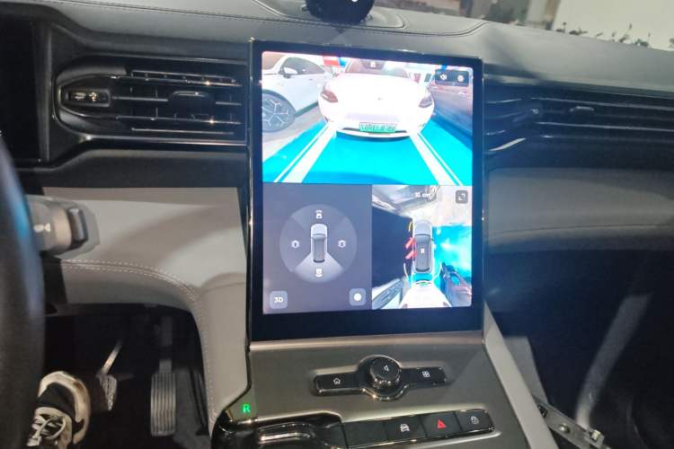 Used Nio ES6 2019 430 km Performance Version
