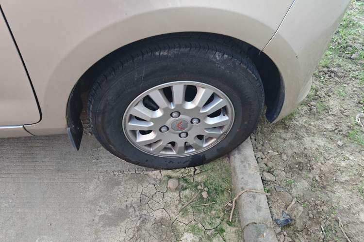 Used Wuling Rongguang V 2019 1.5L Standard Version China VI LAR
