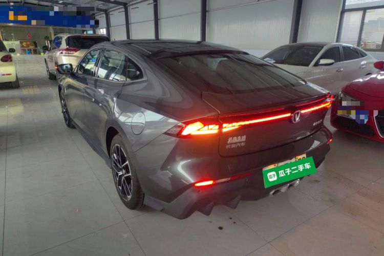 Used Changan UNI-V iDD 2024 Blue Whale Smart Electric iDD 136km Luxury Model