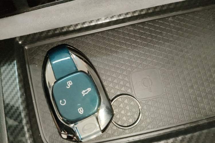 Used GAC Trumpchi EMPOW 2022 270T DCT J16 R-Style Track Edition