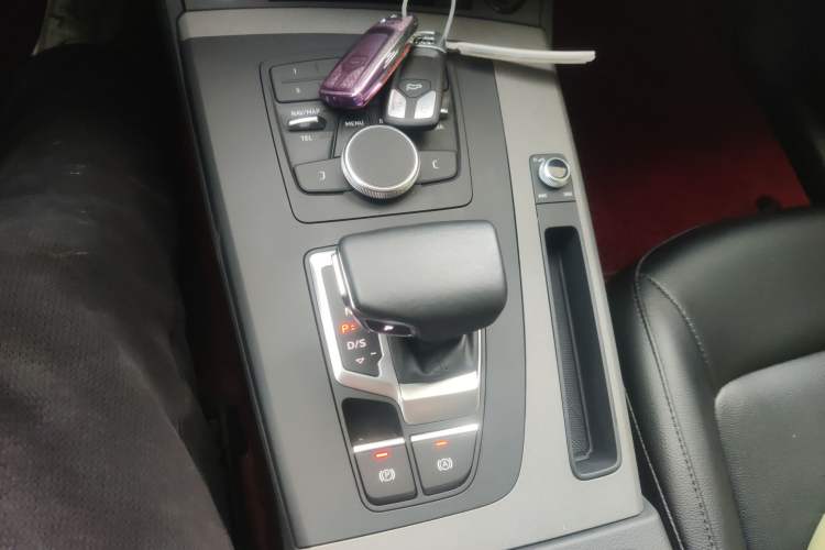 Used Audi Q5L 2018 40 TFSI Prestige Edition China V