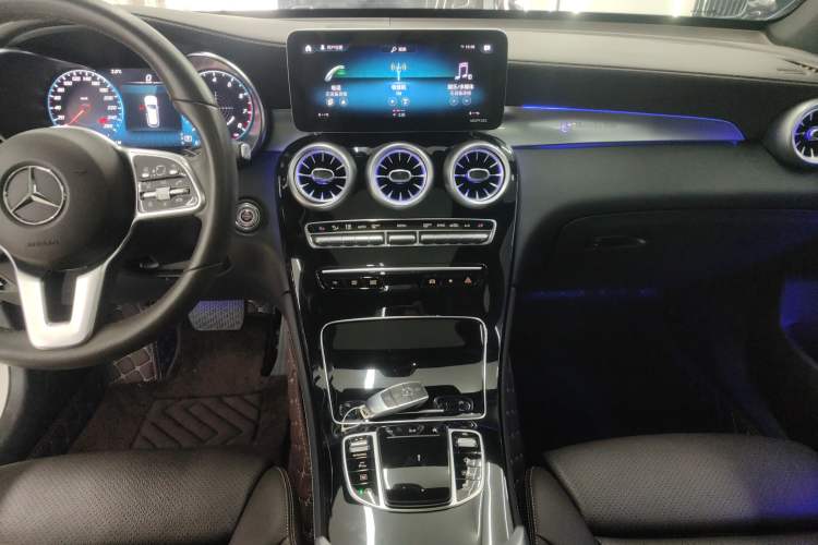 Used Mercedes-Benz GLC 2020 Facelifted GLC 260 L 4MATIC Dynamic Edition