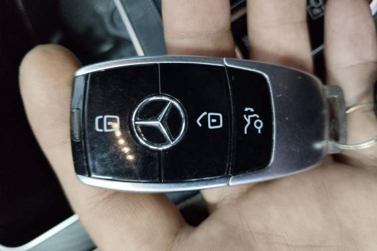 Used Mercedes-Benz E-Class 2019 E 300 L Sport Luxury Edition
