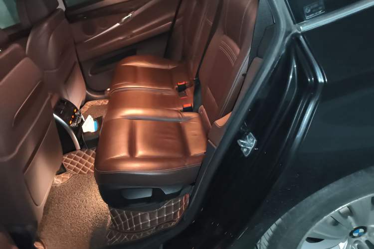 Used BMW 5 Series GT 2014 528i Luxury Edition