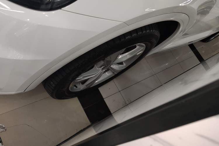 Used Audi Q5L 2018 40 TFSI Prestige Edition China VI Emission Standard