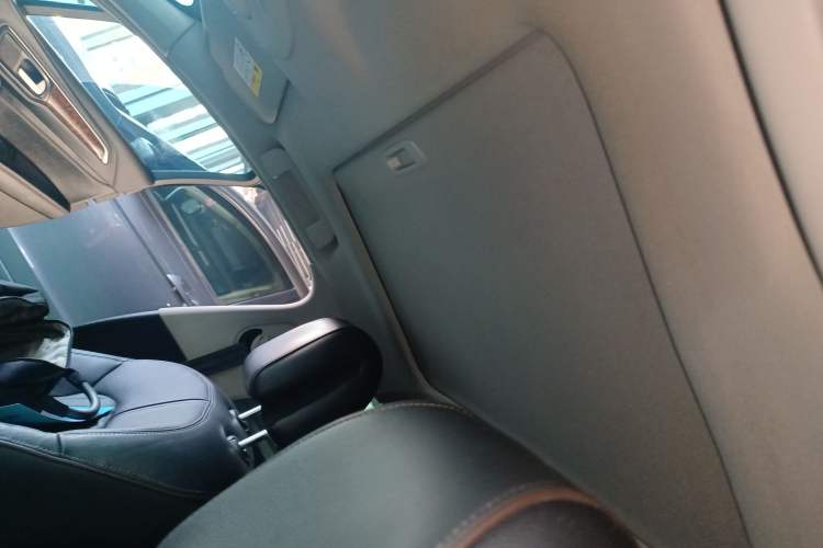 Used Dongfeng Aeolus A9 2016 1.8T Luxury Model