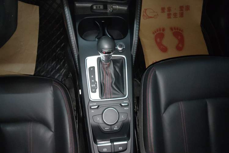 Used Audi Q2L 2022 35 TFSI Progressive Dynamic Edition
