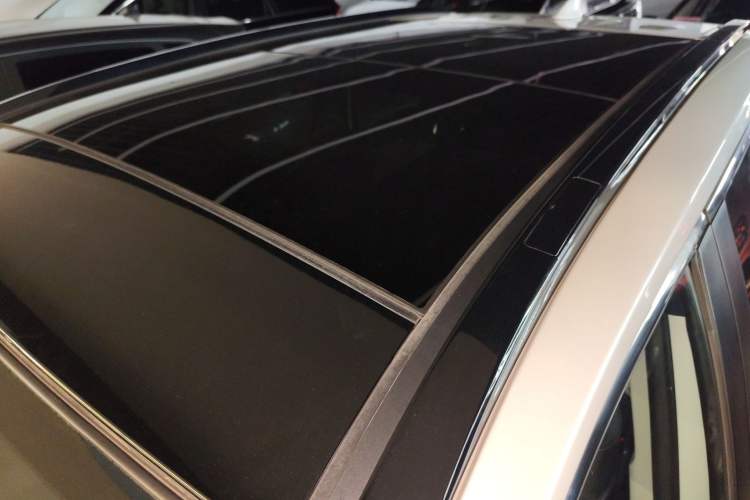 Used Toyota RAV4 2023 2.0L CVT Two-Wheel Drive Fashion Plus Edition
