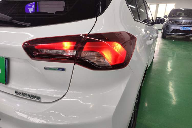 Used Ford Focus 2022 Hatchback EcoBoost 180 Automatic Performance Edition
