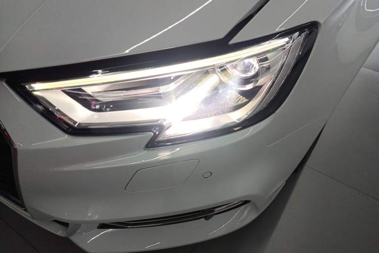 Used Audi A3 2018 30th Anniversary Edition Limousine 35 TFSI Fashion Model