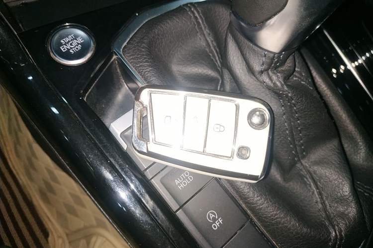 Used Volkswagen Tayron 2020 330TSI Two-Wheel Drive Luxury Smart Connectivity Version