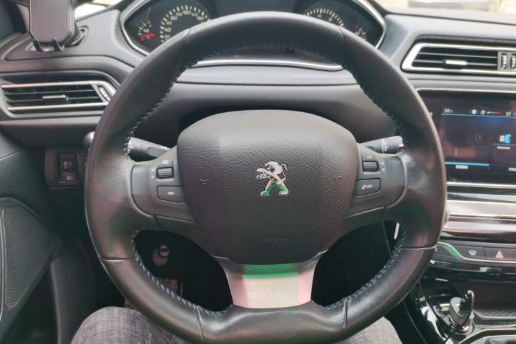 Used Peugeot 308 2016 1.6L Automatic Luxury Edition