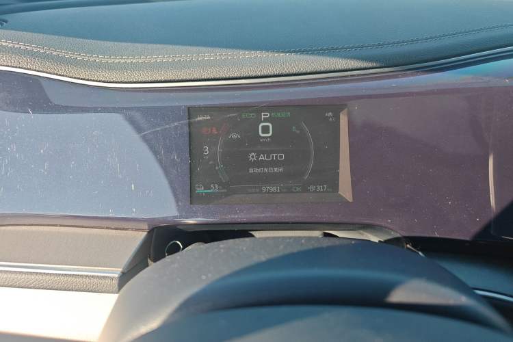 Used BYD Qin PLUS 2021 EV 600KM Flagship Model
