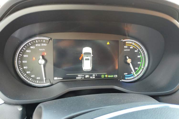 Used Roewe Ei5 2018 Internet Luxury Edition
