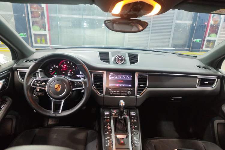 Used Porsche Macan 2017 Macan 2.0T
