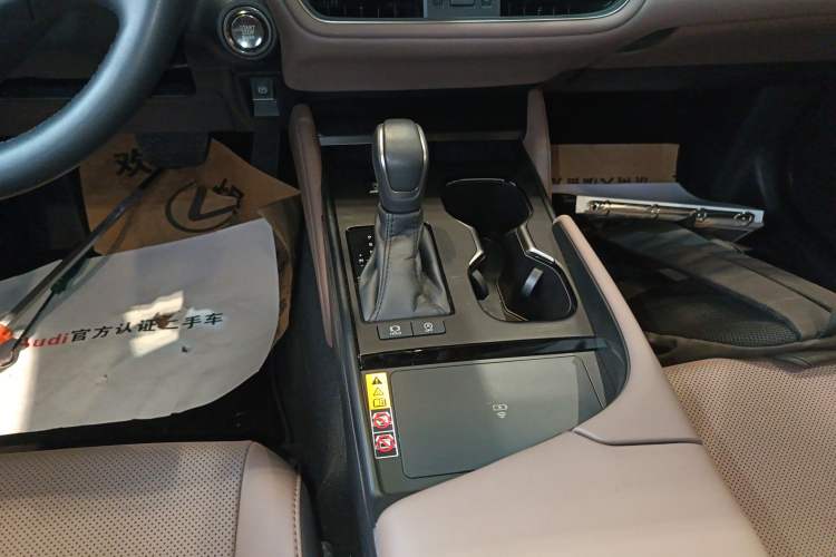 Used Lexus ES 2025 200 Premium Edition