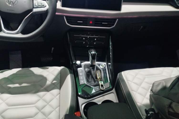 Used Volkswagen Tayron 2024 330TSI Two-Wheel Drive Luxury Plus Advanced Version
