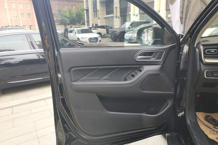 Used Great Wall Poer 2023 2.0T Commercial Version Automatic Diesel Two-Wheel Drive Elite Trim with Long Bed – GW4D20M
