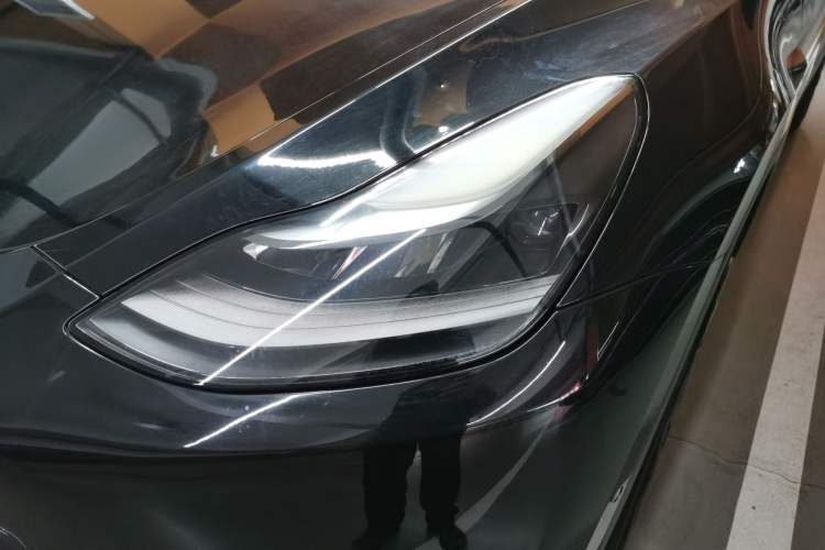 Used Tesla Model Y 2021 Standard Range Rear-Wheel Drive Version