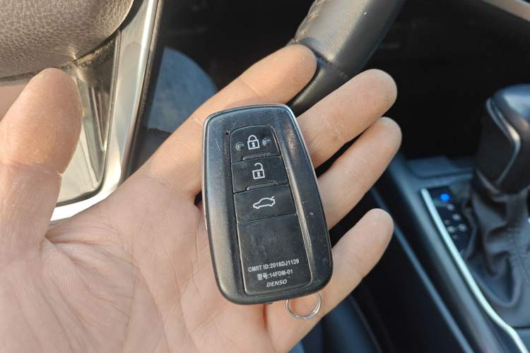 Used Toyota Camry 2021 2.0G Luxury Edition