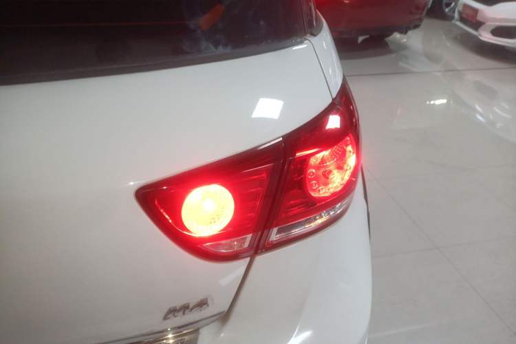 Used Great Wall M4 2014 1.5L manual Comfort trim level