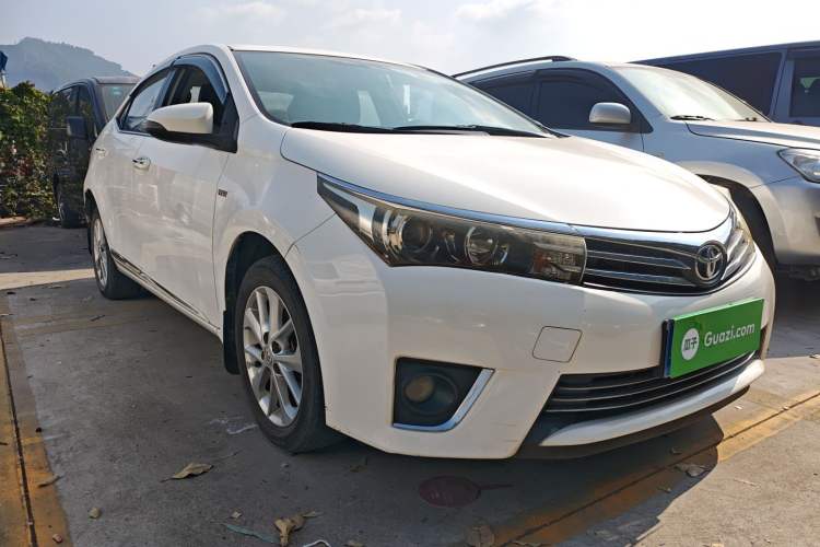 Used Toyota Corolla 2014 1.8L CVT GLX-i
