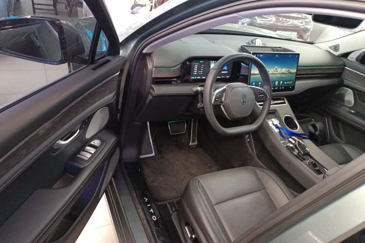 Used Hima AITO M5 2022 Extended-Range Four-Wheel Drive Ultimate Edition
