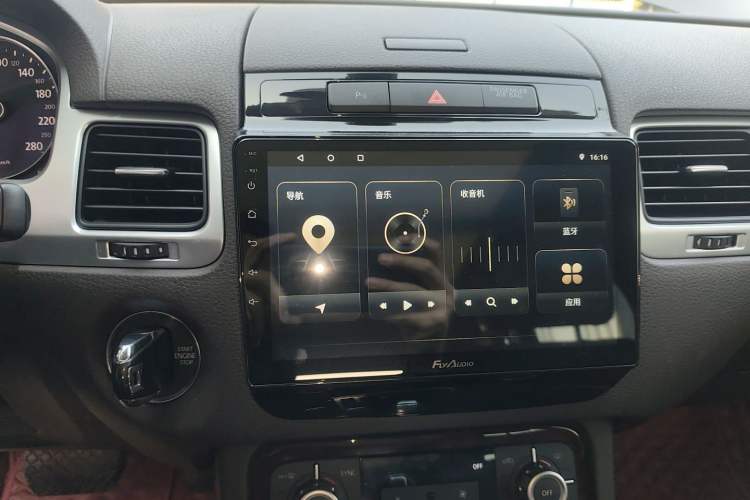 Used Volkswagen Touareg 2011 3.0 TSI Standard Version