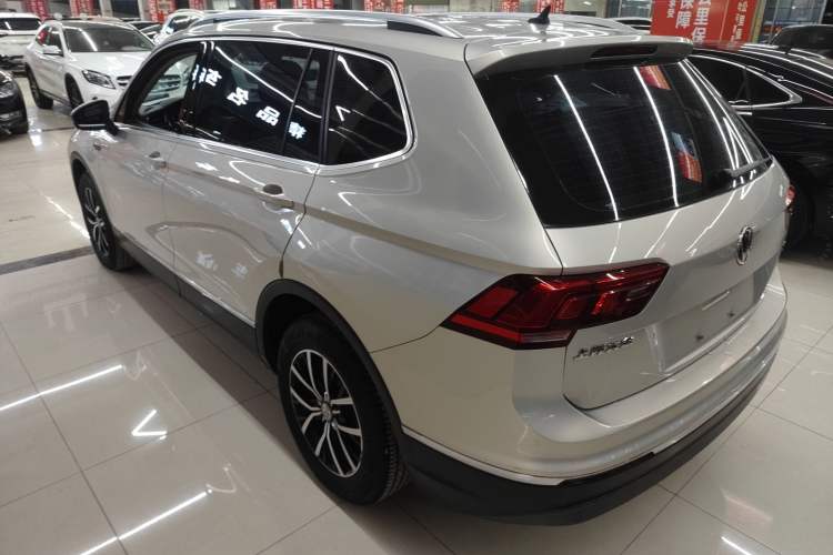 Used Volkswagen Tiguan L 2017 330TSI Automatic Two-Wheel Drive Luxury Edition