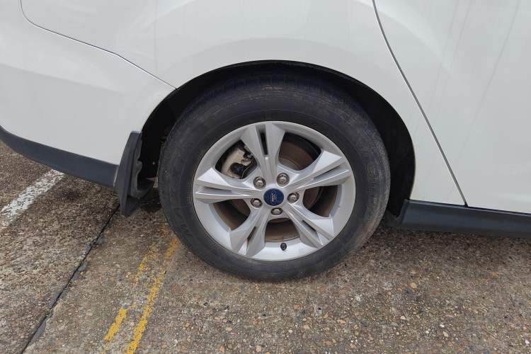 Used Ford Focus 2018 Sedan Classic 1.6L Automatic Comfort Plus Smart Drive Version
