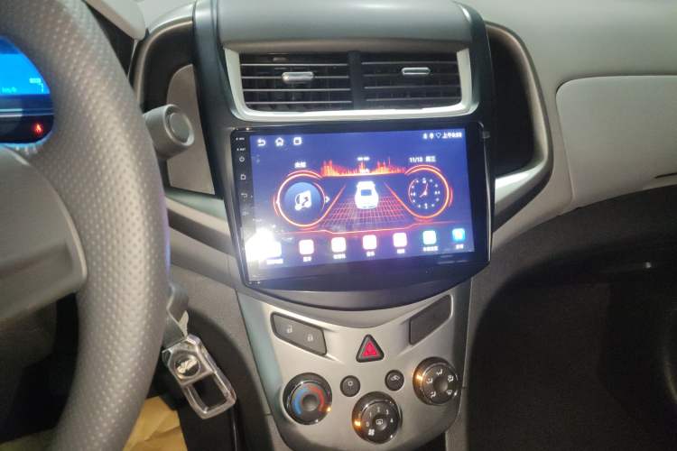 Used Chevrolet Aveo Sonic 2014 Sedan 1.4SL MT Comfort Edition