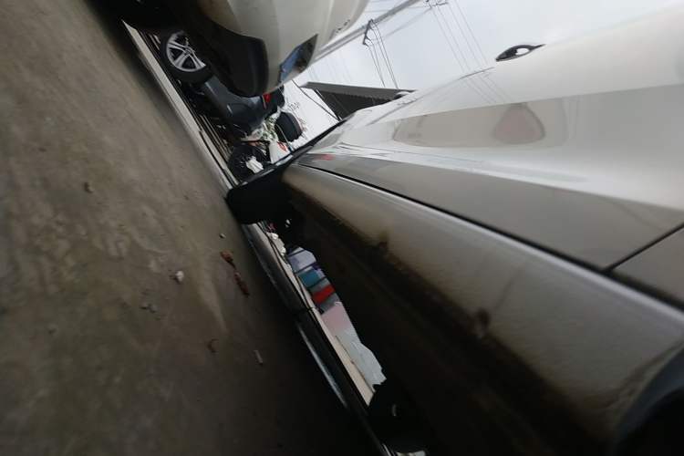 Used Skoda Rapid 2013 1.4L Manual Enjoyment Model
