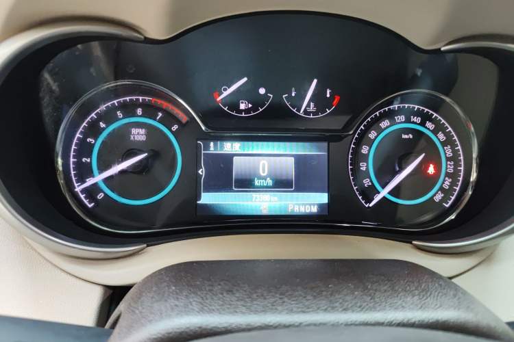 Used Buick LaCrosse 2013 2.4L SIDI Leading Comfort Version
