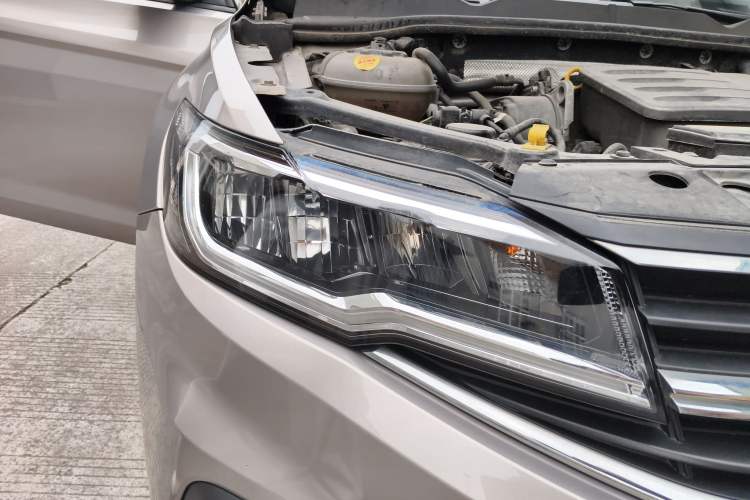 Used Volkswagen Bora 2020 1.5L Manual Fashion Edition
