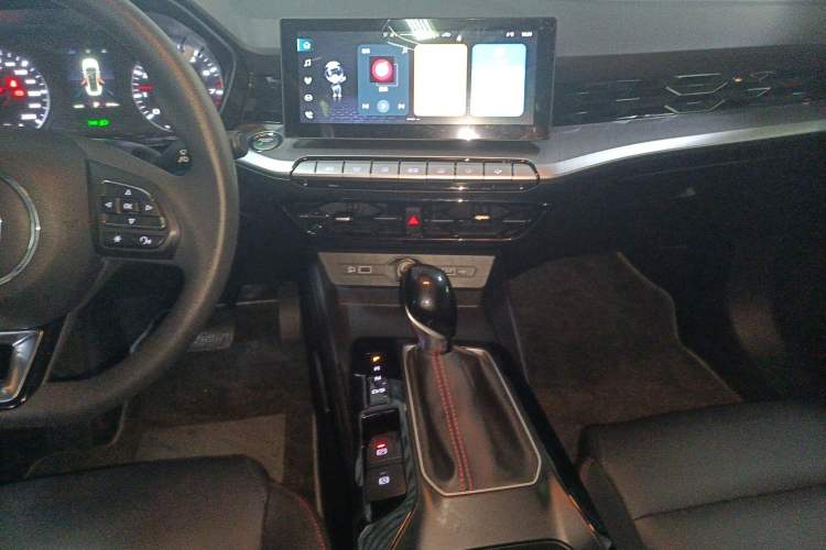 Used MG 5 2023 180 DVVT CVT Fashion Edition
