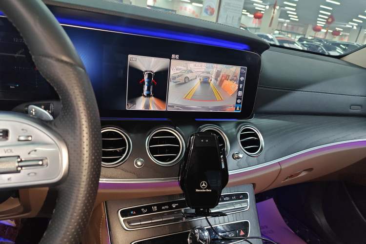 Used Mercedes-Benz E-Class 2019 E 300 L Sporty and Stylish Model