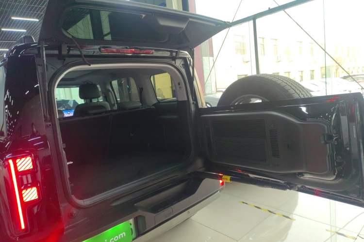 Used  BJ40 Electric Drive 2025 Advanced Edition
