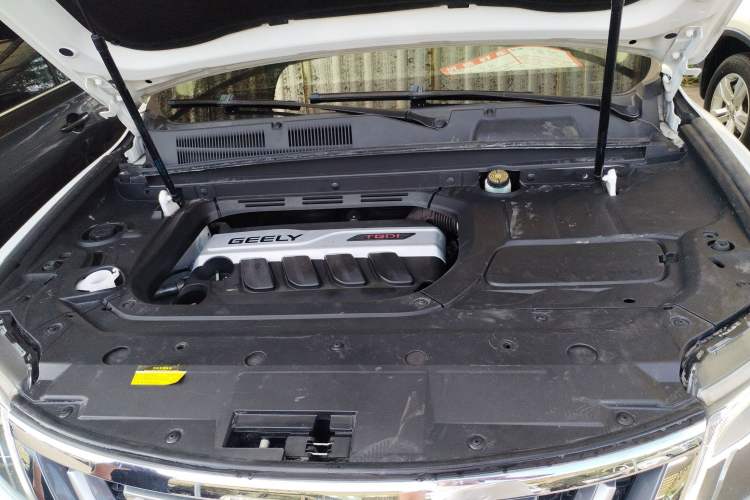 Used Geely Auto Emgrand X7 Sport 2016 1.8TD Automatic All-Wheel-Drive ZhiZun Edition
