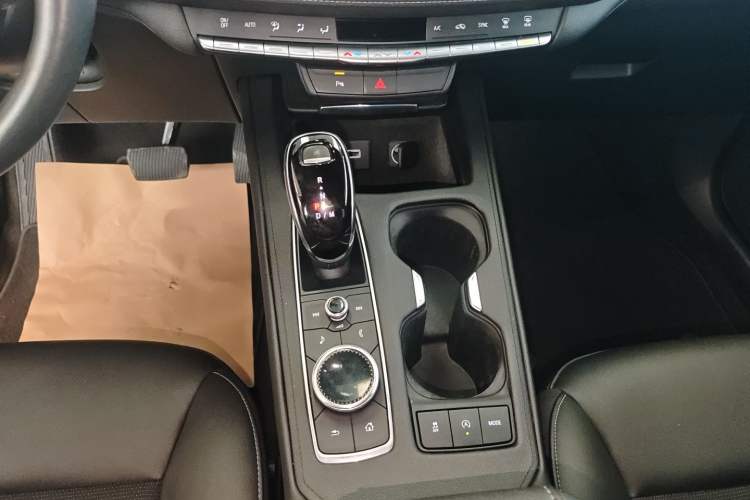 Used Cadillac XT4 2020 Revised Version 28T Two-Wheel Drive Tech Edition