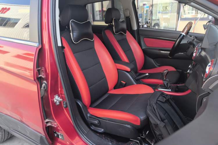 Used BAIC Senova X25 2015 1.5L manual Comfort trim level
