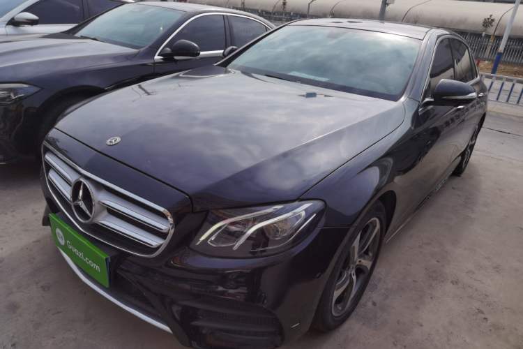 Used Mercedes-Benz E-Class 2019 E 300 L Sporty and Stylish Model
