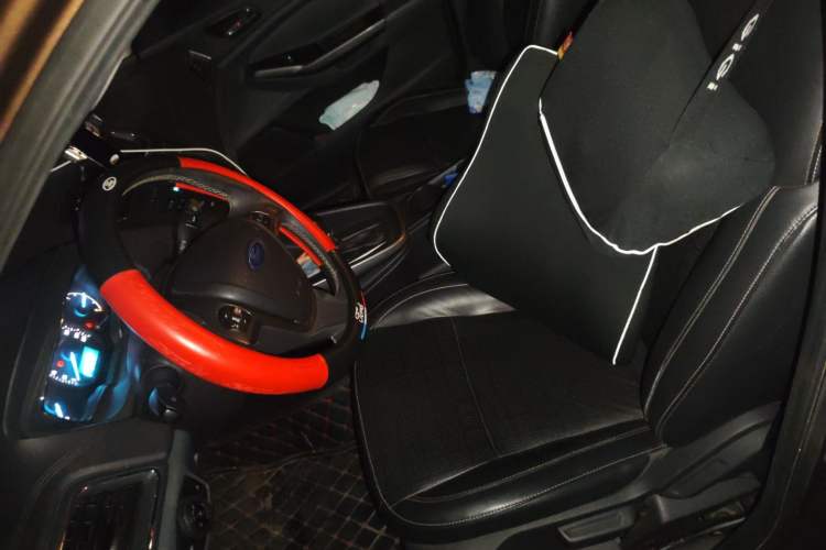 Used Ford Escort 2015 1.5L Automatic Fashion Model