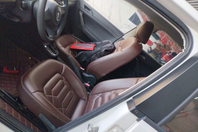 Used Volkswagen Jetta 2015 Value Edition 1.6L Automatic Fashion Version
