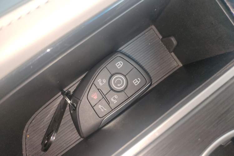 Used Buick GL8 New Energy 2024 Lu Zun Deluxe Edition 7-Seater
