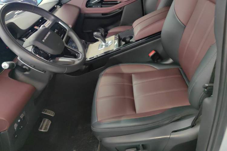 Used Land Rover Range Rover Evoque 2021 Range Rover L 249 PS R-Dynamic SE Luxury Edition
